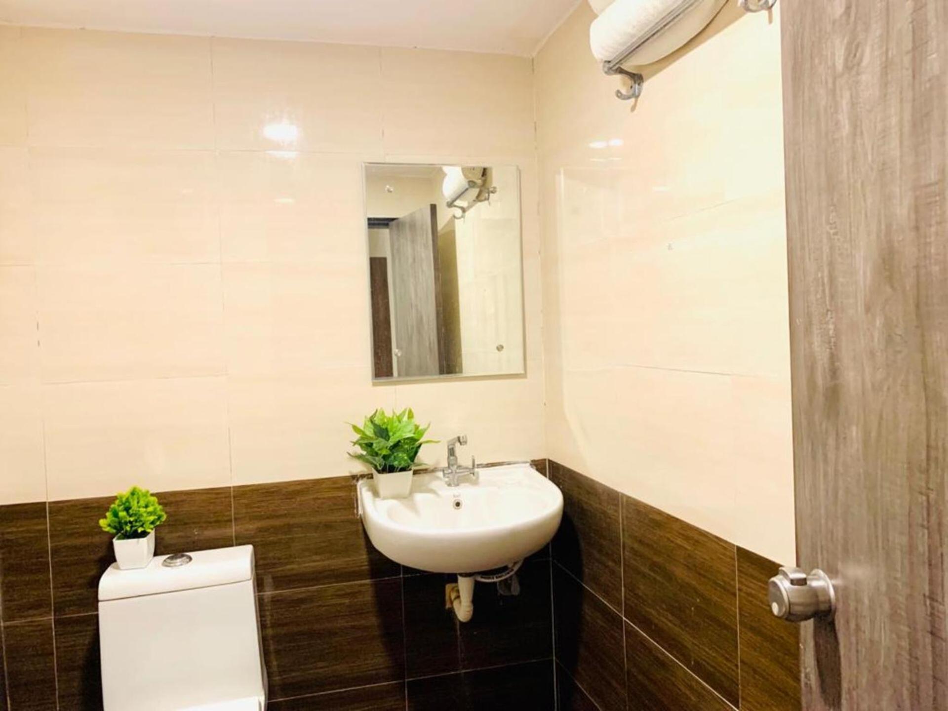 Hotel Mn Grand Shamshabad Airport Zone Hyderabad Bagian luar foto