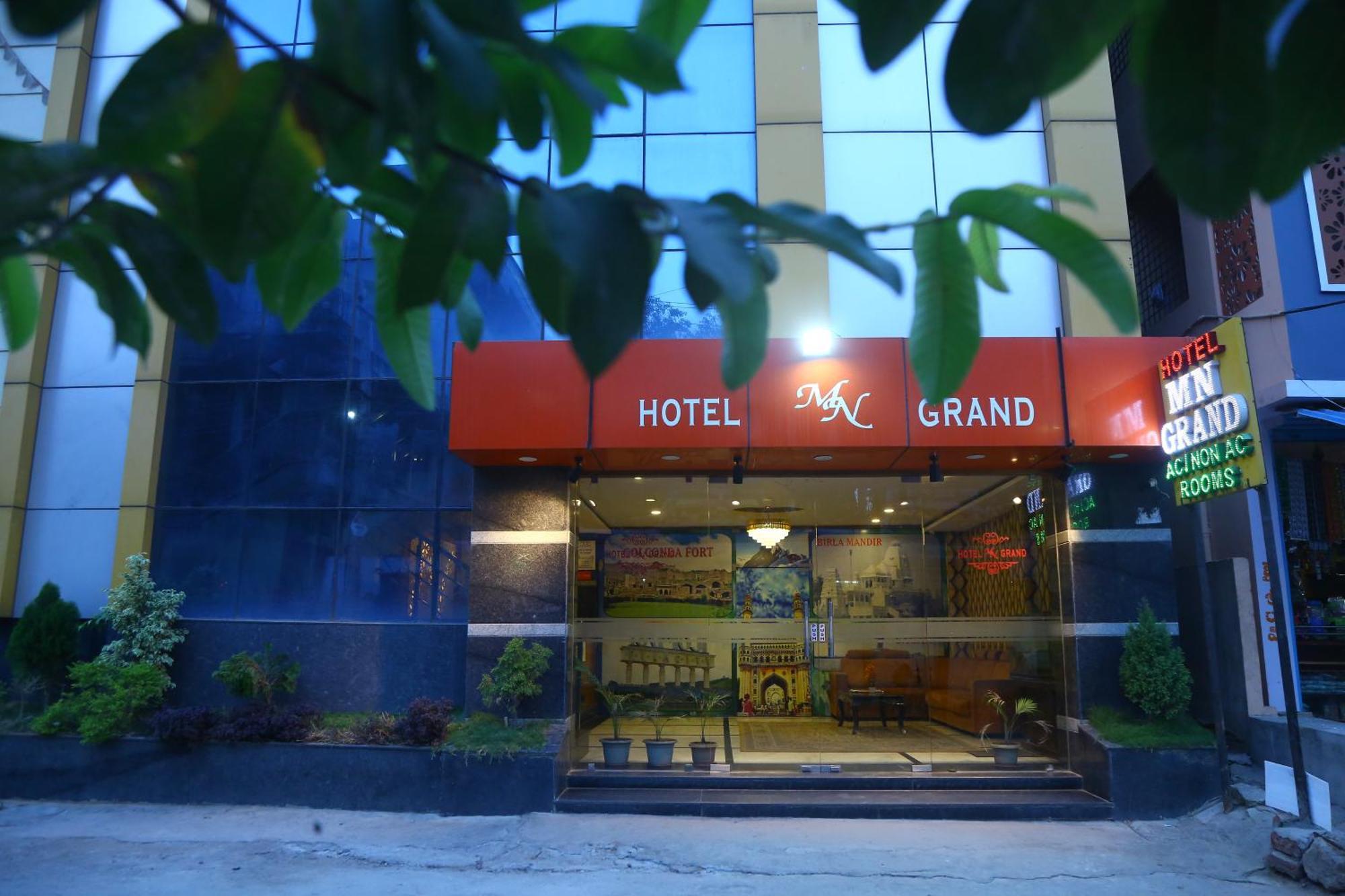 Hotel Mn Grand Shamshabad Airport Zone Hyderabad Bagian luar foto