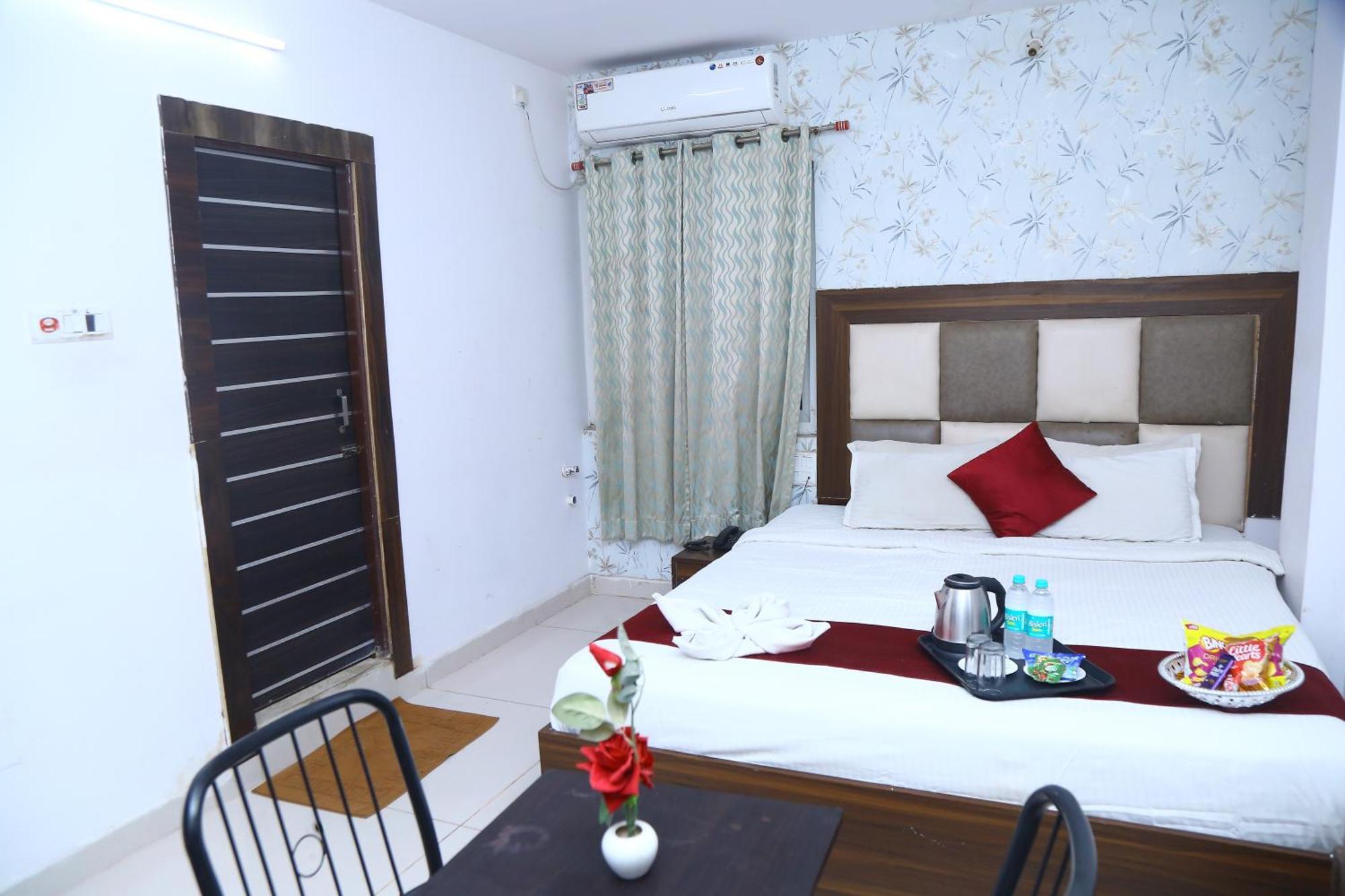 Hotel Mn Grand Shamshabad Airport Zone Hyderabad Bagian luar foto